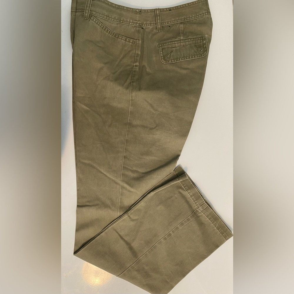 Liz Claiborne women’s pant